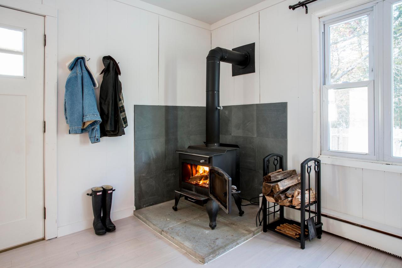 Starting a fire with a wood burning stove